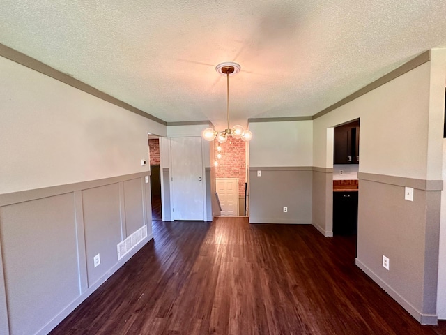 2605 8th St SW, Willmar, MN 56201 - photo 8
