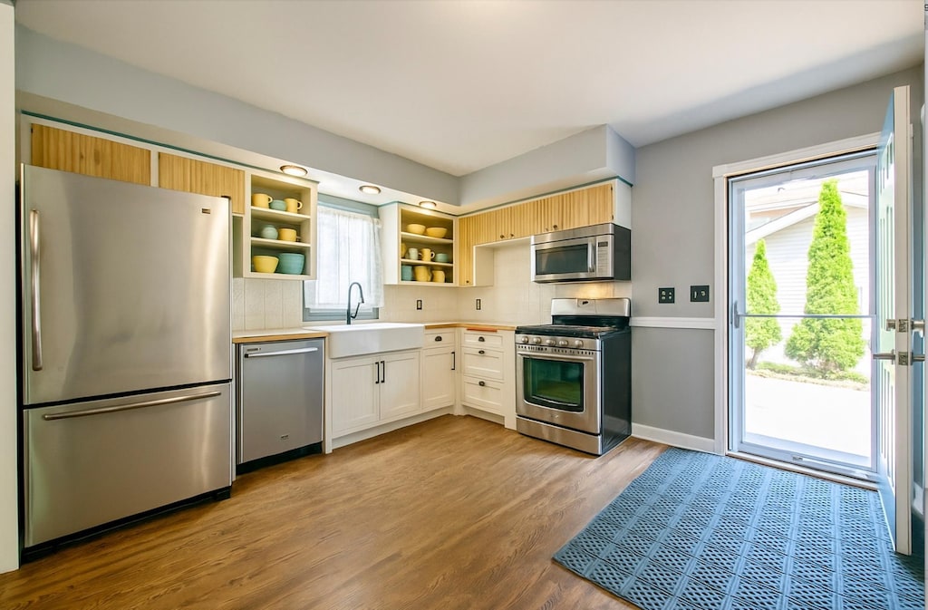2079 Shale Ln, Eagan, MN 55122 - photo 2