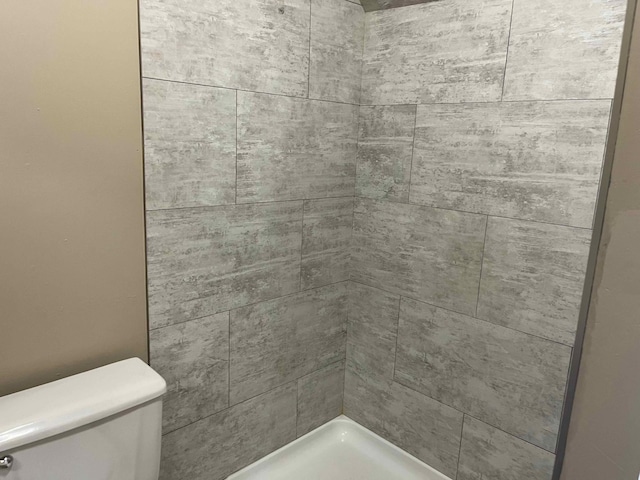 659 4th St E, Saint Paul, MN 55106 - photo 20