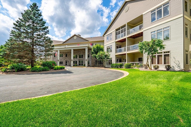 5200 Pathways Ave Unit 308, White Bear Lake, MN 55110 - photo 2