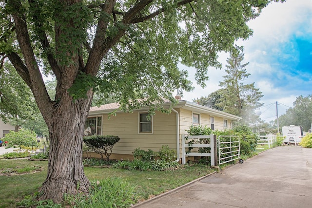 1887 5th St, Winona, MN 55987 - photo 5