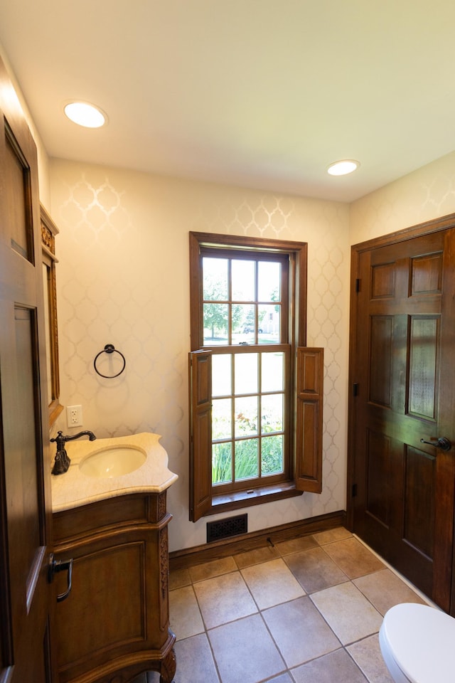 9 Larkspur Ln, North Oaks, MN 55127 - photo 25