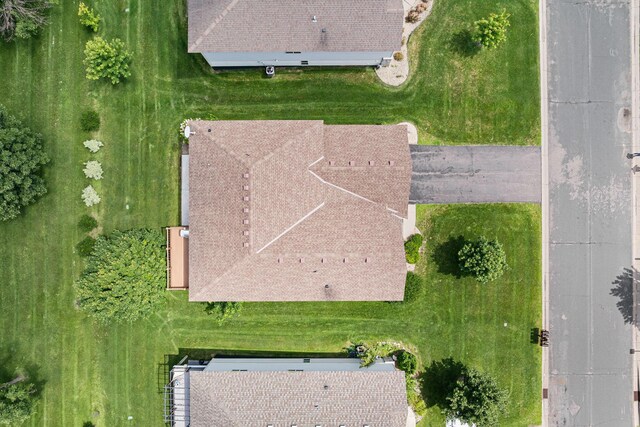 21402 Hytrail Cir, Lakeville, MN 55044 - photo 9