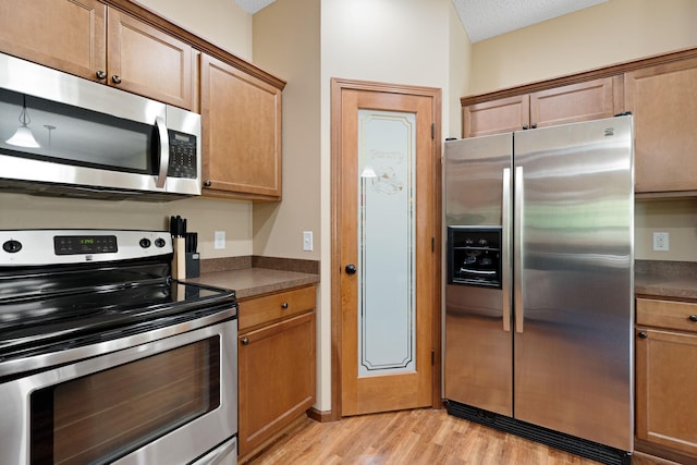 21402 Hytrail Cir, Lakeville, MN 55044 - photo 20