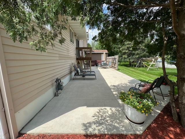 707 26th St SW, Austin, MN 55912 - photo 7