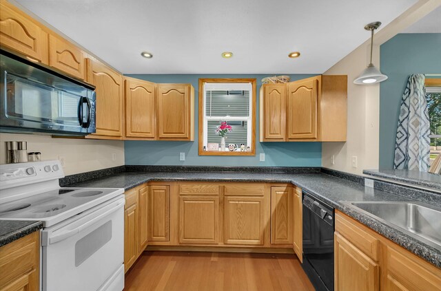315 Elm St S, Sauk Centre, MN 56378 - photo 3