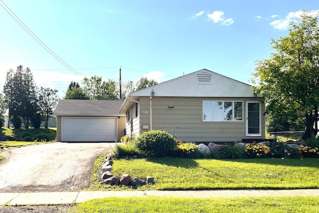20 Field Rd, Silver Bay, MN 55614 - photo 1