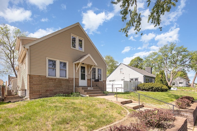 2028 3rd St E, Saint Paul, MN 55119 - photo 3