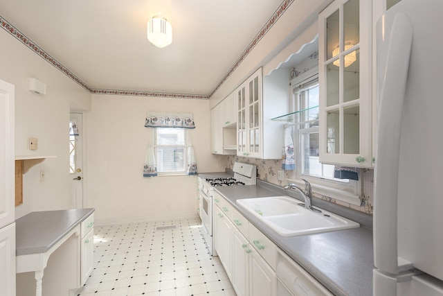 2028 3rd St E, Saint Paul, MN 55119 - photo 9