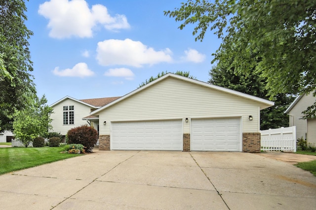 785 Lee St NE, Owatonna, MN 55060 - photo 1