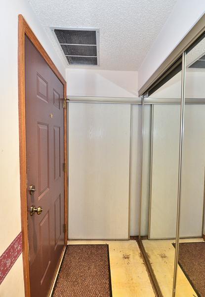 3650 Gettysburg Ave S Unit 100, Saint Louis Park, MN 55426 - photo 5