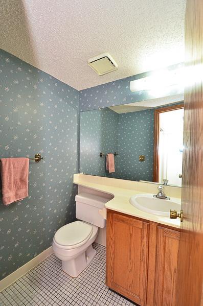 3650 Gettysburg Ave S Unit 100, Saint Louis Park, MN 55426 - photo 12