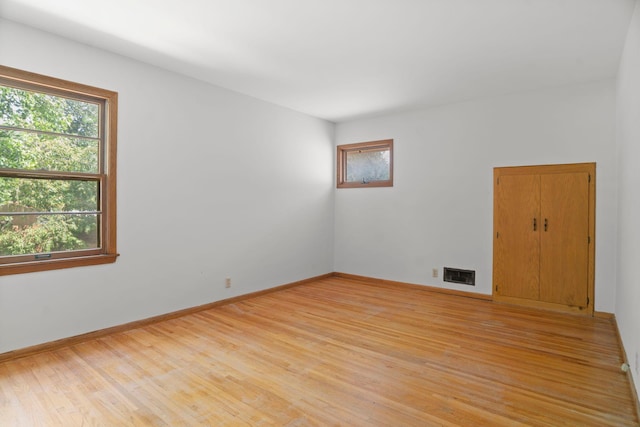 11011 Queen Cir, Bloomington, MN 55431 - photo 17