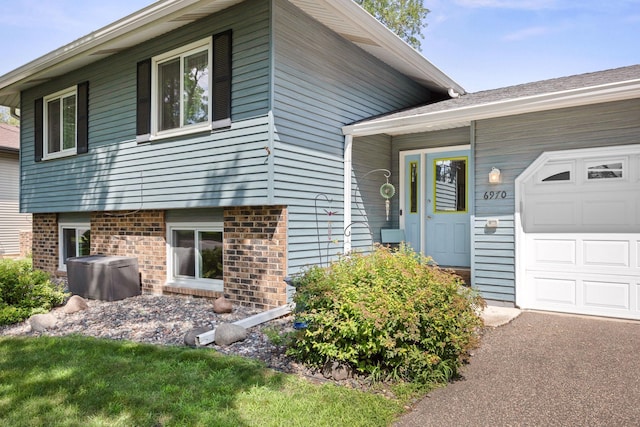 6970 Jonquil Ln N, Maple Grove, MN 55369 - photo 2