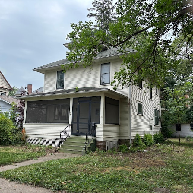 368 Washington St, Winona, MN 55987 - photo 1