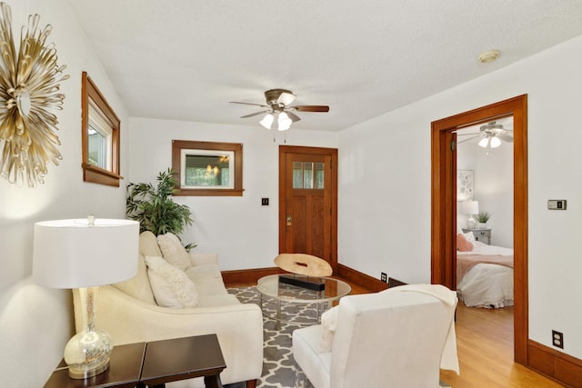 1043 Englewood Ave, Saint Paul, MN 55104 - photo 7