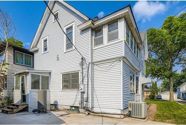 1615 Payne Ave, Saint Paul, MN 55130 - photo 2