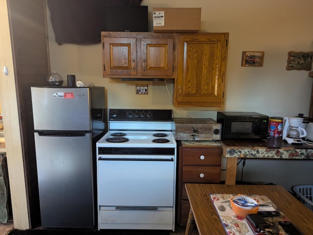 607 US Highway 8, Apple River Twp, WI 54001 - photo 8