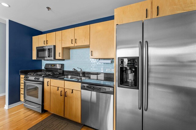 929 Portland Ave Unit 1010, Minneapolis, MN 55404 - photo 6