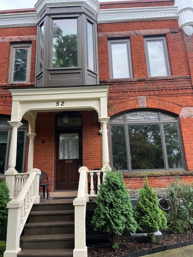 52 Delos St W, Saint Paul, MN 55107 - photo 1