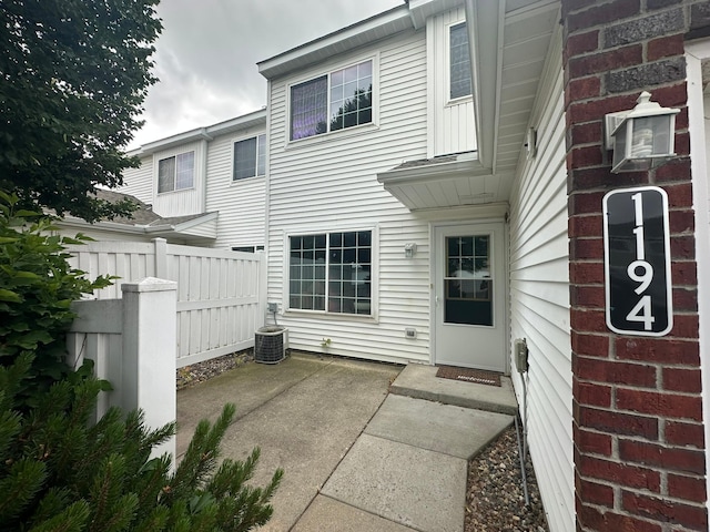 1194 Highpoint Curv, Shakopee, MN 55379 - photo 2
