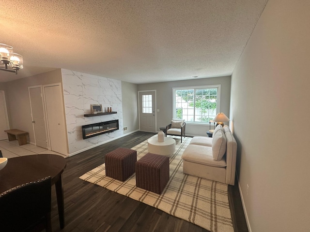 1194 Highpoint Curv, Shakopee, MN 55379 - photo 3
