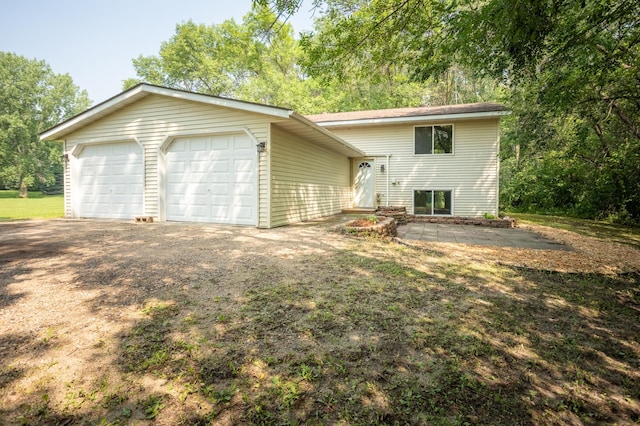 1004 Thomas Dr NE, Alexandria, MN 56308 - photo 1