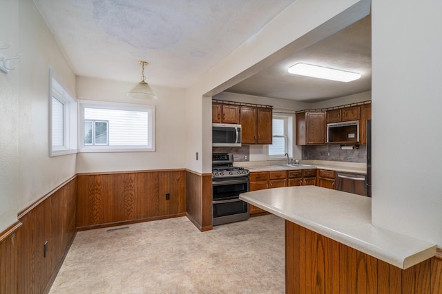 515 Riverside Ave, Crookston, MN 56716 - photo 5
