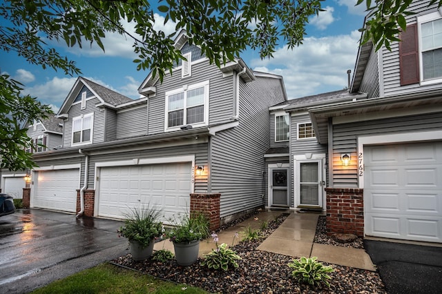 2760 Spy Glass Dr, Chaska, MN 55318 - photo 1
