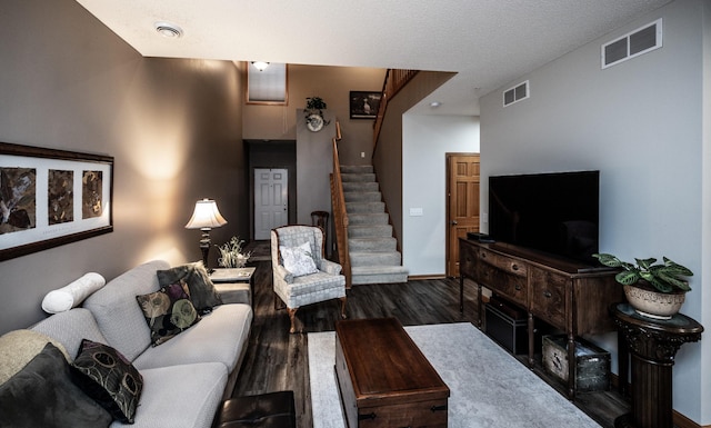 2760 Spy Glass Dr, Chaska, MN 55318 - photo 4