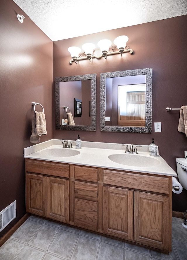 2760 Spy Glass Dr, Chaska, MN 55318 - photo 20