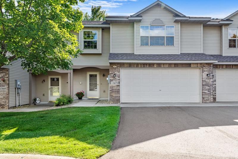 13673 Wellstead Dr, Rogers, MN 55374 - photo 1