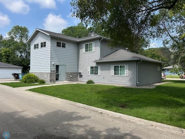 303 16th St S, Moorhead, MN 56560 - photo 1