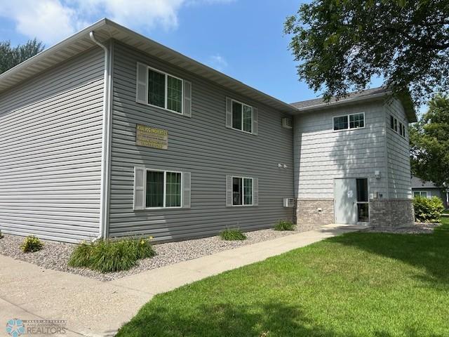 303 16th St S, Moorhead, MN 56560 - photo 3