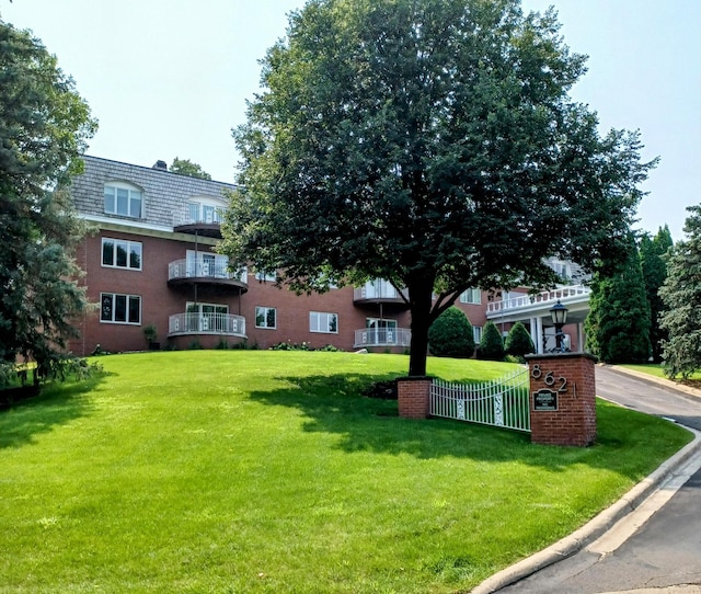 8621 Basswood Rd Unit 23, Eden Prairie, MN 55344 - photo 1