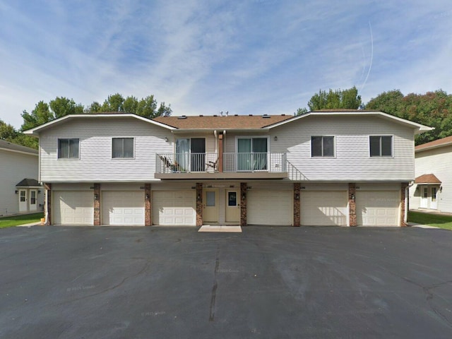 697 Parkside Dr Unit 697H, Vadnais Heights, MN 55127 - photo 1