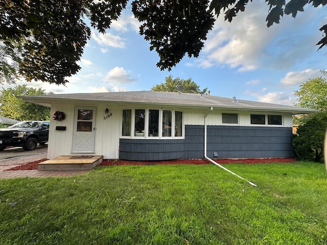 5108 Eleanor Ln, Brooklyn Center, MN 55429 - photo 1