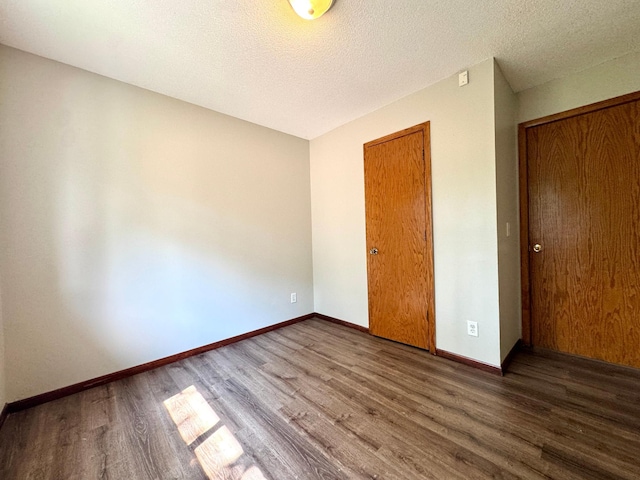 1477 6th St E, Saint Paul, MN 55106 - photo 11