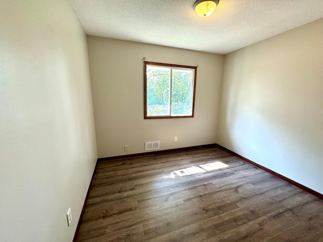 1477 6th St E, Saint Paul, MN 55106 - photo 12