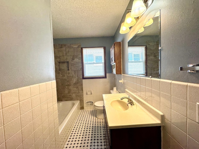 1477 6th St E, Saint Paul, MN 55106 - photo 13