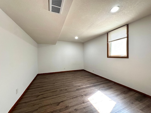 1477 6th St E, Saint Paul, MN 55106 - photo 23