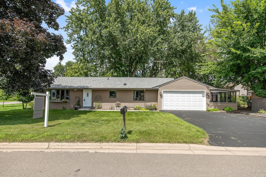 307 11th Ave SE, Forest Lake, MN 55025 - photo 1