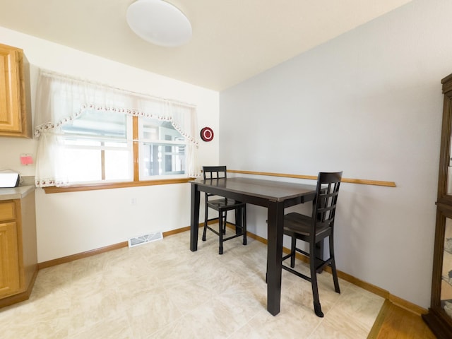 525 Maple Ln, Moorhead, MN 56560 - photo 6