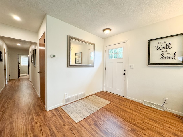 526 Bancroft Ave, Fergus Falls, MN 56537 - photo 2