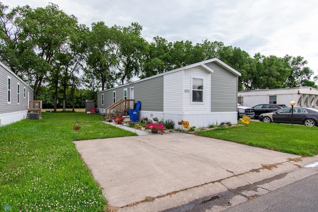 1031 Gibraltor Ave N, Fargo, ND 58102 - photo 2
