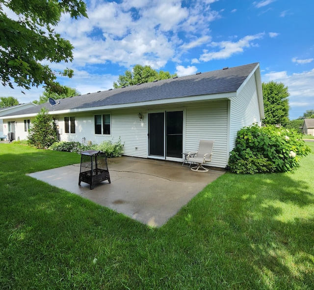 2608 10th St SW, Willmar, MN 56201 - photo 4