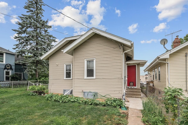 808 Hyacinth Ave E, Saint Paul, MN 55106 - photo 21