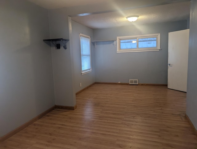 1093 Breen St, Saint Paul, MN 55106 - photo 8