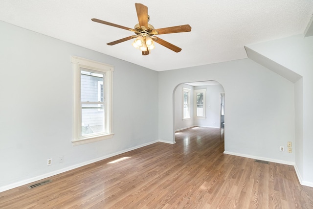 1037 Wilson Ave, Saint Paul, MN 55106 - photo 18