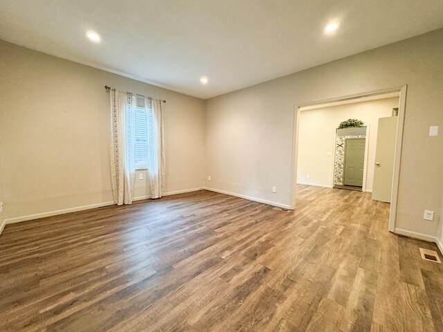 518 Maple Ave, Fergus Falls, MN 56537 - photo 4